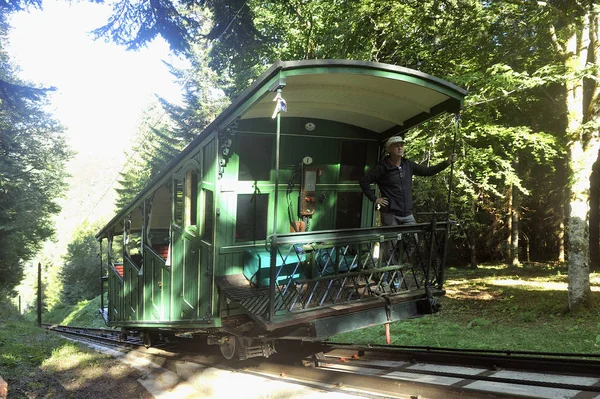 Funiculaire du Mont-Dore sur les flancs du Puy de Sancy — Photo