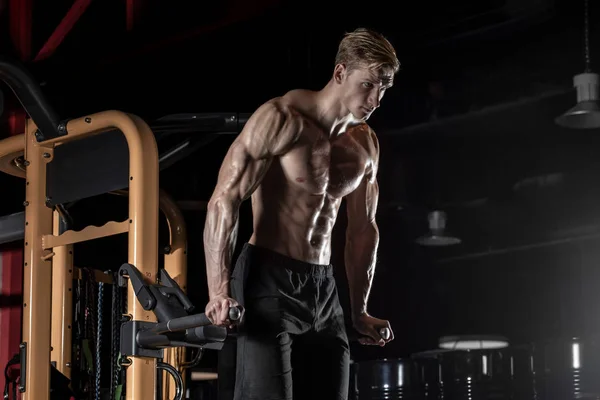 Hombre Deporte Gimnasio — Foto de Stock