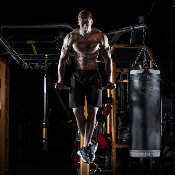 Hombre Gimnasio Deportivo — Foto de Stock