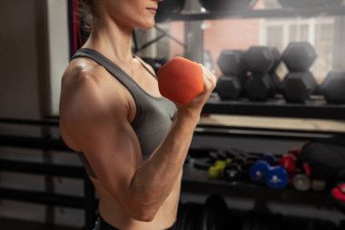 spor salonu zor eğitim kadın