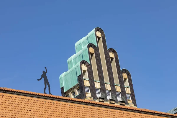 Mathildenhoehe Wedding Tower Man Roof Darmstadt — Stock Photo, Image