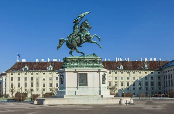 Памятник Эрцгерцогу Карлу Австрийскому Вене — стоковое фото