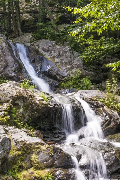 Красивый Природный Водопад Голубых Богатых Горах Национальный Парк — стоковое фото
