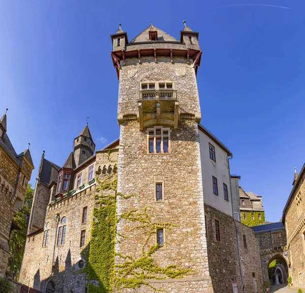 Kijk Naar Schilderachtige Braunfels Kasteel Middag Zon — Stockfoto