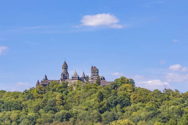 Середньовічний Замок Браунфельс Вершині Пагорба Центральній Німеччині — стокове фото