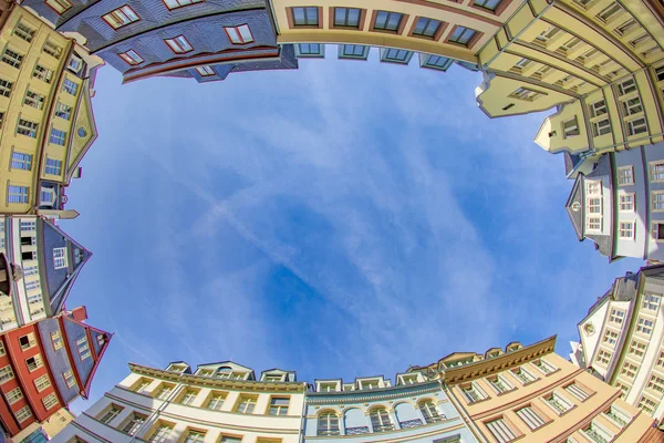 Frankfurt Neue Altstadt Rekonstruerat Gamla Stan Blå Himmel — Stockfoto