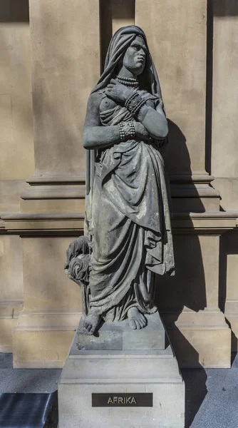 Estatua Bolsa Frankfurt Que Simboliza Continente Africano —  Fotos de Stock