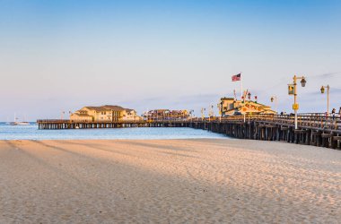 gün batımı, santa Barbara'da doğal pier