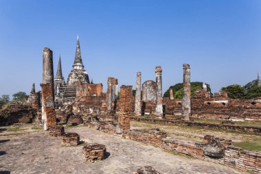 Ajutthaya 'daki Kraliyet Sarayı, ünlü tapınak alanı Wat Phra Si Santhe