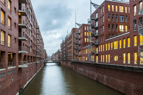 Histórico Speicherstadt Noite Hamburgo — Fotografia de Stock