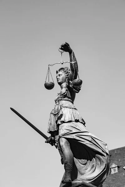 Statue Lady Justice Front Romer Frankfurt Germany — Stock Photo, Image