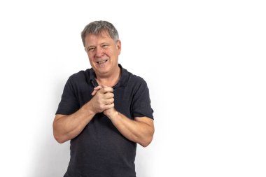 beyaz izole mutlu yakışıklı olgun adam portresi