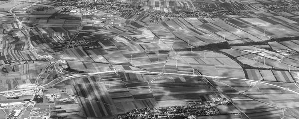 Paisaje Rural Con Campos Cerca Viena Con Generadores Alas — Foto de Stock