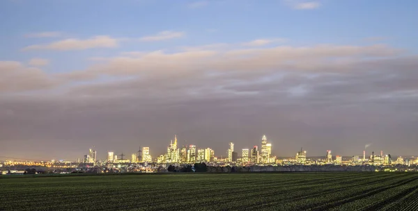 Skyline Frankfurt Night Clouds Skyscraper Field — Stock Photo, Image