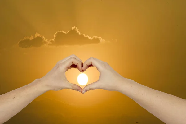 Hands Man Woman Formed Heart Love Symbol — Stock Photo, Image