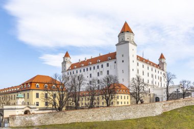 Bratislava Castle Bratislavsky Hrad sutyen ana Kalesi mi