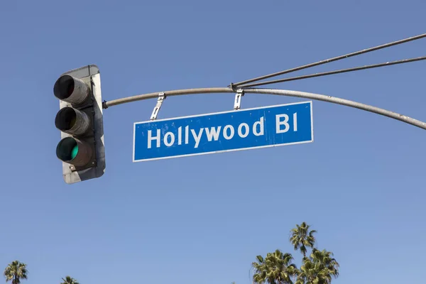 Znak uliczny Hollywood BL w Los Angeles — Zdjęcie stockowe