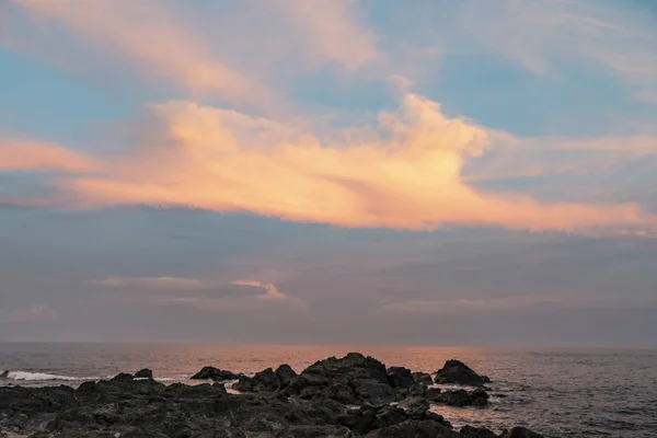Sunset at Montezuma beach in Costa Rica — Stock Photo, Image