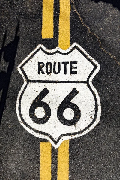 Route 66 skylt på gatan — Stockfoto