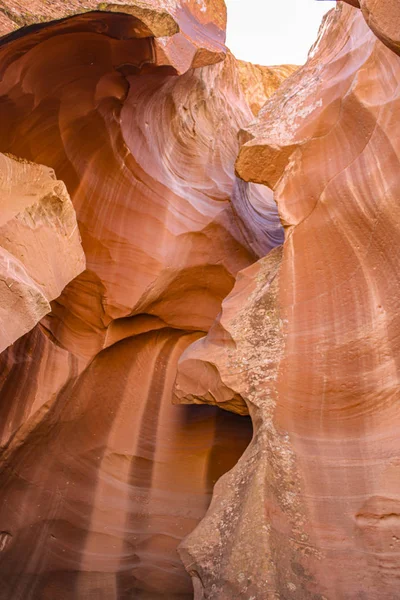 Schilderachtig landschap rond de beroemde Antelope Canyon op pagina, Ariz — Stockfoto