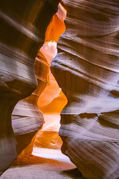 Malowniczy krajobraz wokół słynnego kanionu antylopy na stronie, Ariz — Zdjęcie stockowe
