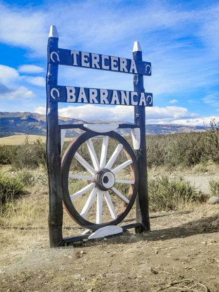 Entrance sign to the Tercera Barranca, a farm with beautiful vie — Stock Photo, Image