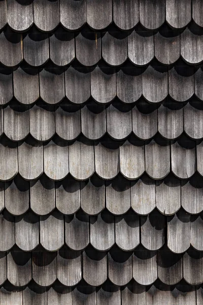 Mattonelle di legno intemperie ad una parete della casa di un hous tedesco storico — Foto Stock