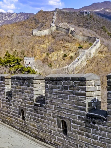 Kinesiska muren på en dimmig dag — Stockfoto