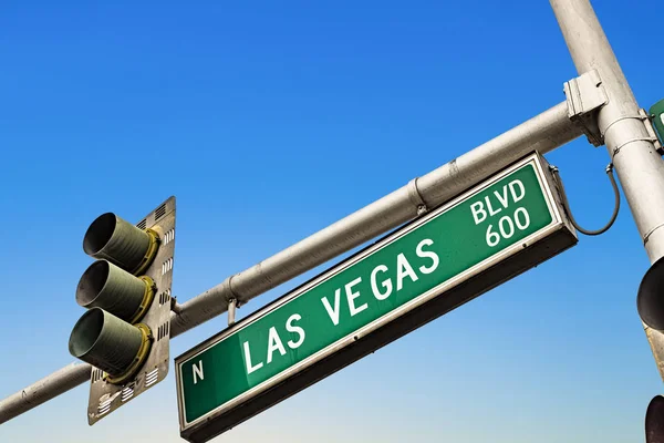 Straat teken Las Vegas Boulevard in Las Vegas — Stockfoto