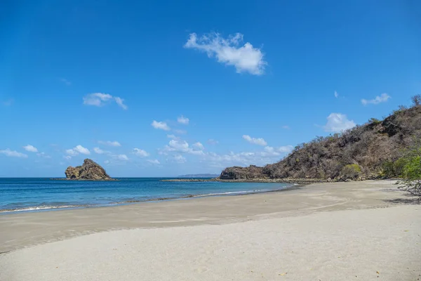 Praia cênica na Costa Rica — Fotografia de Stock