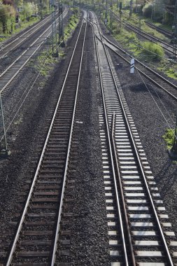 demiryolu parça geçiş ile