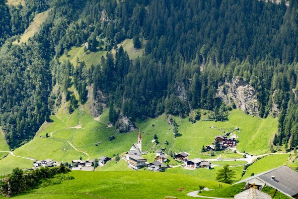 Vista panorámica de la carretera alpina de Timmelsjoch en Texelgru —  Fotos de Stock