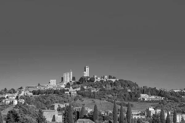 Widok na San Gimignano, stare średniowieczne toskańskie miasto z res — Zdjęcie stockowe