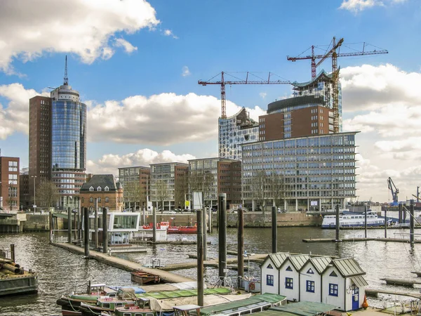 Lugar de construcción de la Filarmónica del Elba en el puerto de Hamburgo — Foto de Stock