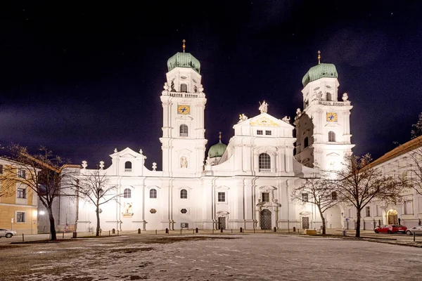 St. Stefanuskathedraal in Passau, Beieren — Stockfoto