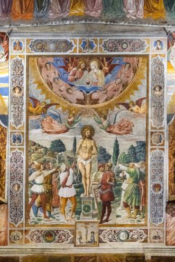 San Maria Assunta Kolej Kilisesi 'nin içinde. 