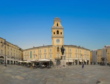 Parma, İtalya - Katedral ve Baptister ile Piazza del Duomo