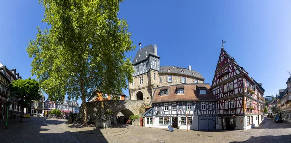Streets of Idstein town in the Taunus area with half timbered ho — Stock Photo, Image