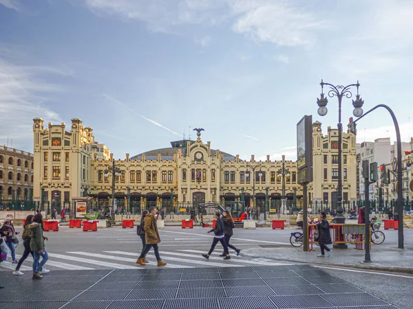 Estación Norte (principal ferrocarril), construida en 1852 en Arte Valenciano — Foto de Stock