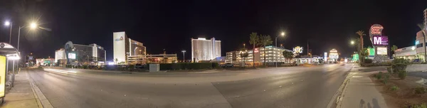 Vista nocturna de la ciudad de juego Laughlin . — Foto de Stock