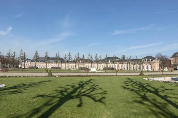 Orangerie at palace in Schwetzingen Palace gardens. It is the la — Stock Photo, Image