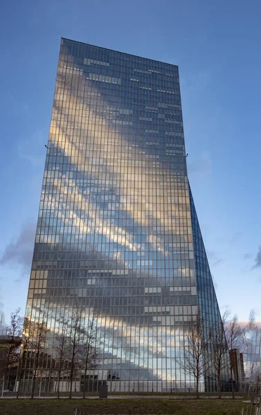 Yeni koltuk Frankfurt, Almanya Avrupa Merkez Bankası — Stok fotoğraf