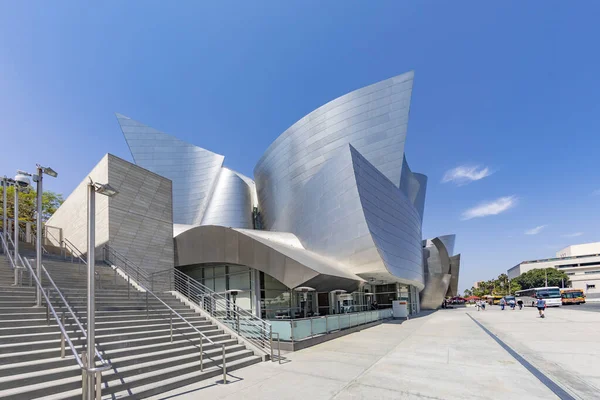 Walt Disney Concert Hall designed by architect Frank Gehry, is h — Stock Photo, Image