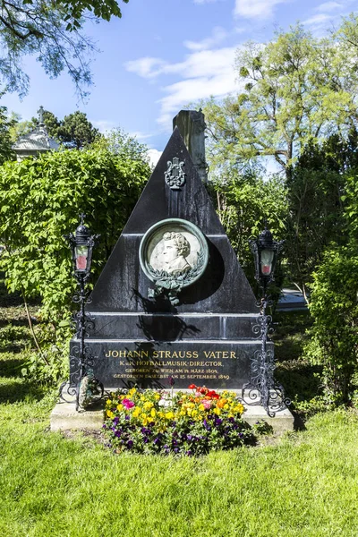 Último Descanso Lugar del compositor Ludwig van Beethoven en el Vienn —  Fotos de Stock