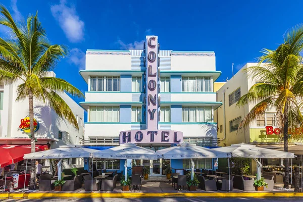 Готель Colony в Ocean Drive в South Beach — стокове фото