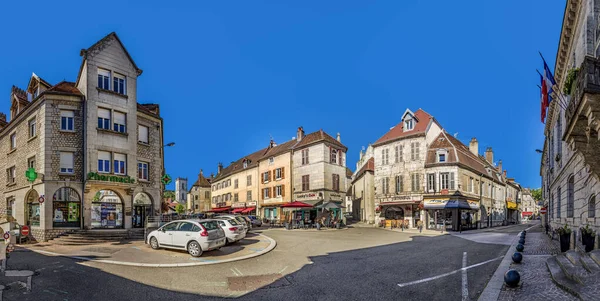 Plaza de mercado en Beaume les Dames en Francia —  Fotos de Stock