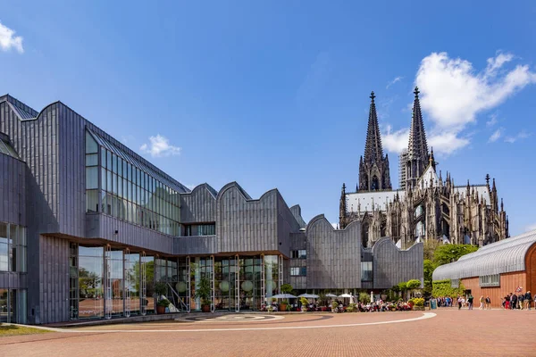 The museum Ludwig for modern art in Cologne in Germany with colo — Stock Photo, Image