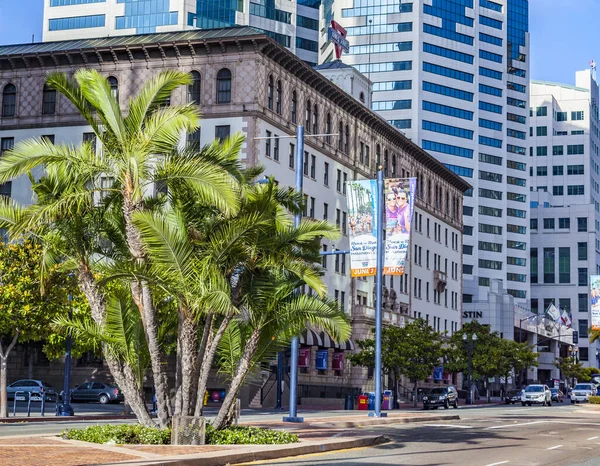 Facade of historic San Diego armed services YMCA — Stock Photo, Image