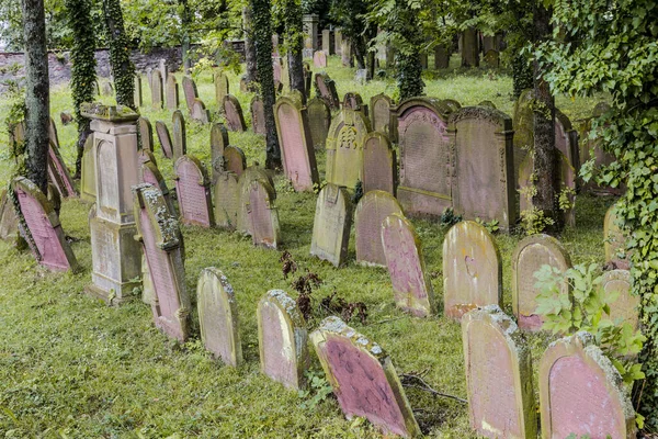 Cimitero ebraico nella città di Wiesloch — Foto Stock