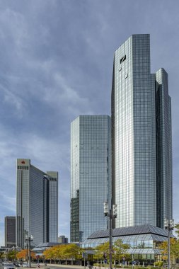 Frankf 'taki Alman Merkez Bankası - Deutsche Bank - cephe